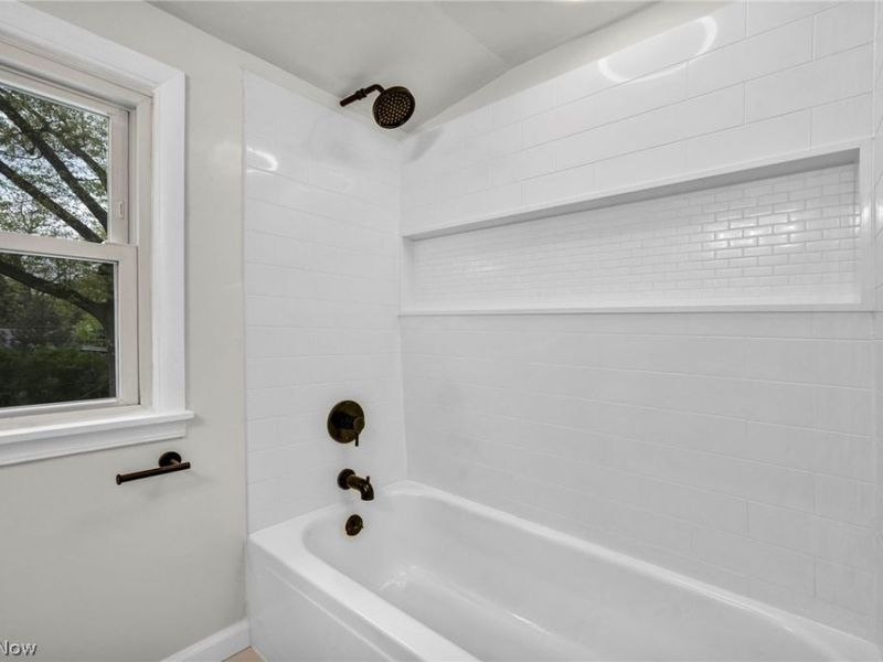 174 Tomahawk Drive, Avon Lake, OH 44012 Photo 13