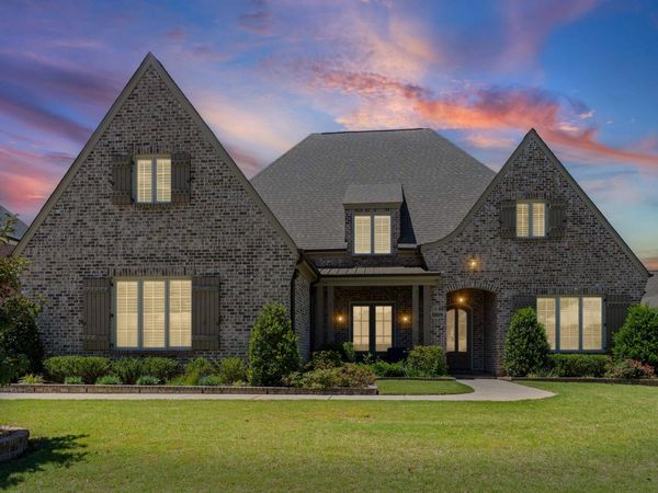 1605 PAINTED HORSE PASS, Collierville, TN 38017