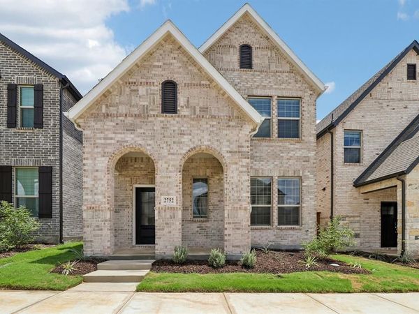 2752 Teton Street, Corinth, TX 76210