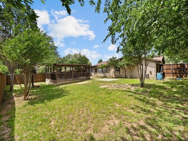 2010 Warwick Drive, Arlington, TX 76015