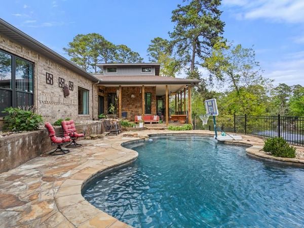 23677 Greenway Drive, Bullard, TX 75757