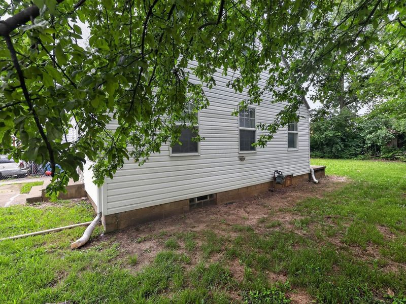 2579 Lexington Avenue, Columbus, OH 43211 Photo 10