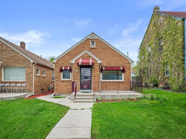 5359 N 33rd St, Milwaukee, WI 53209