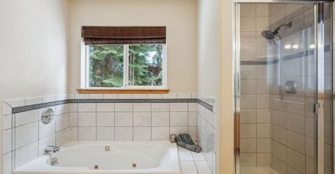 10694 Laurelwood Drive, Truckee, CA 96161 Photo