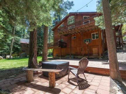 10694 Laurelwood Drive, Truckee, CA 96161 Photo