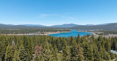 10694 Laurelwood Drive, Truckee, CA 96161 Photo