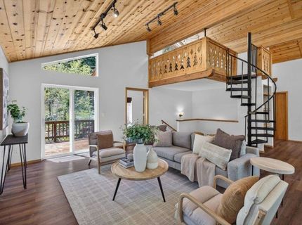 10694 Laurelwood Drive, Truckee, CA 96161 Photo