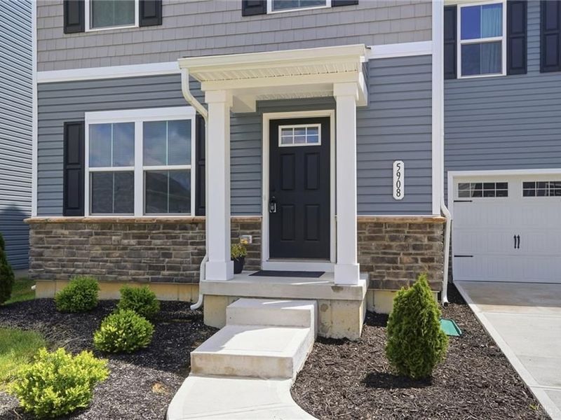 5908 Cresting Drive, Middletown, OH 45042 Photo 4