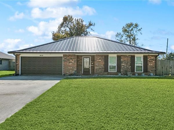 312 DEVON Road , LaPlace, LA 70069