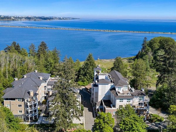 3111C Havenwood Lane, Unit 203, Colwood, BC V9C 0M7