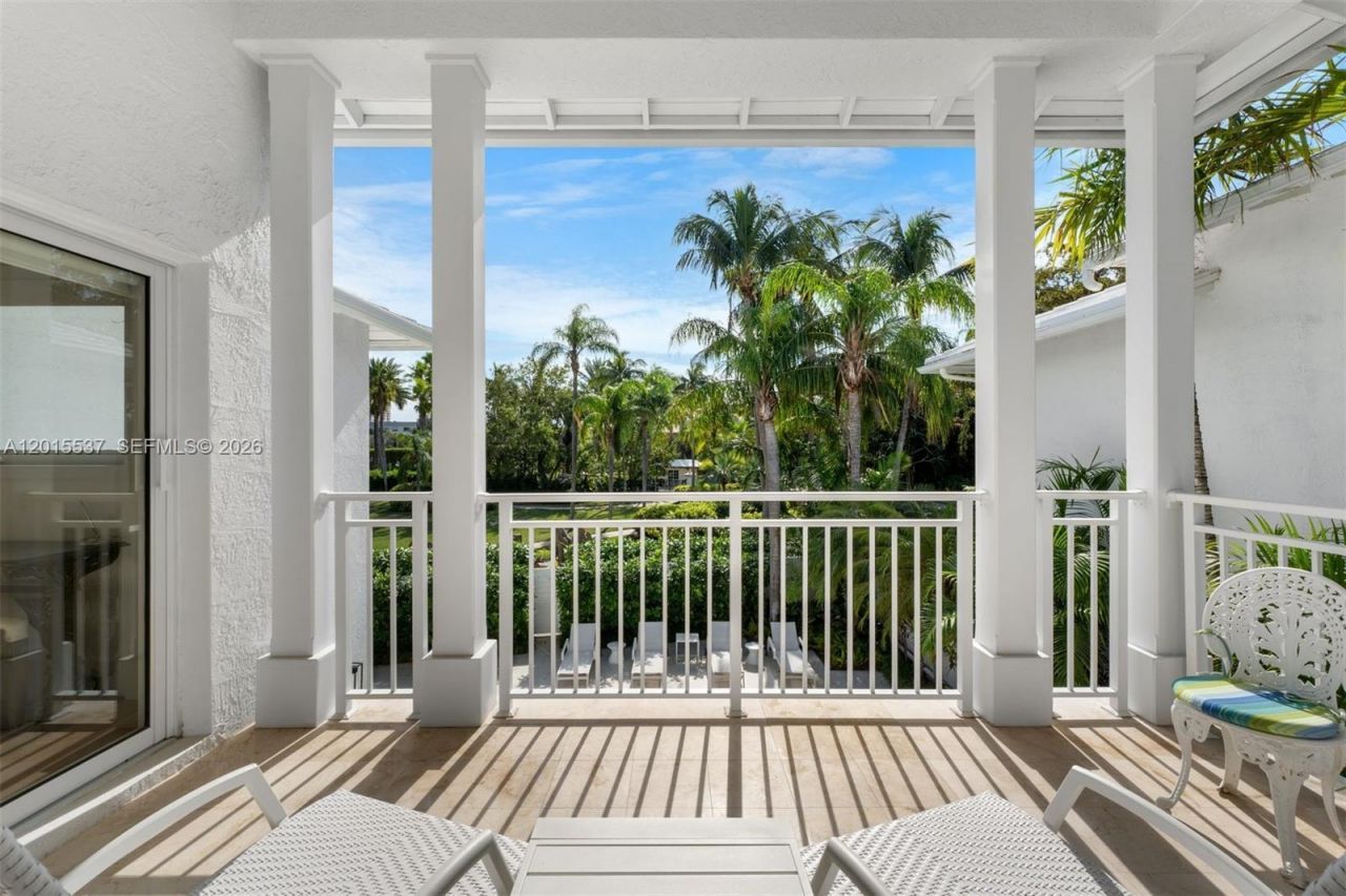 3 Turtle Walk , Key Biscayne, FL 33149 Photo