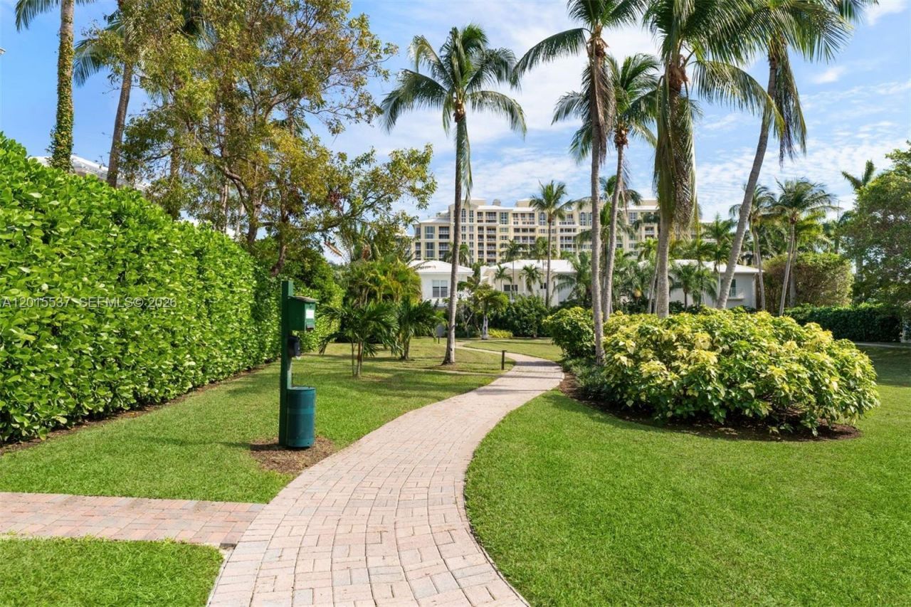 3 Turtle Walk , Key Biscayne, FL 33149 Photo