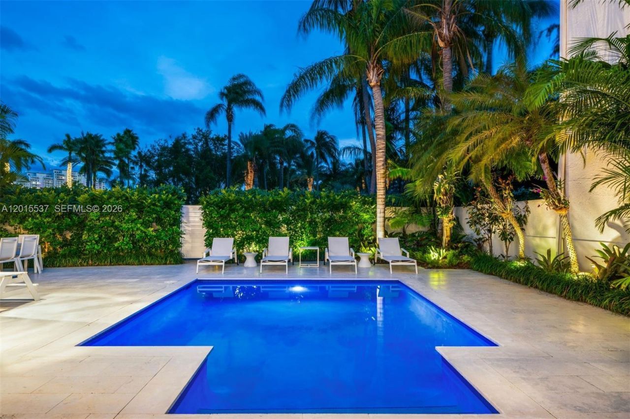 3 Turtle Walk , Key Biscayne, FL 33149 Photo