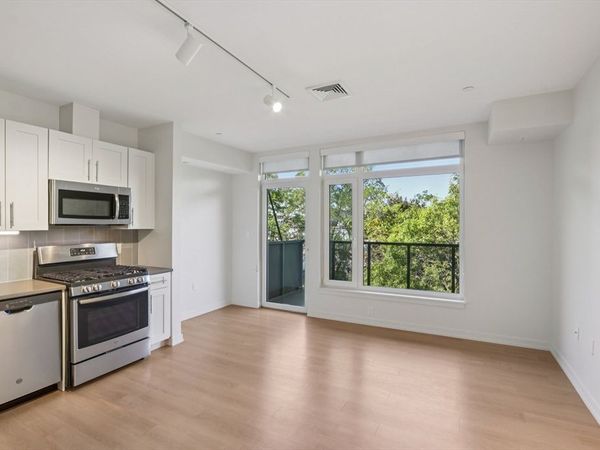 77 New, Unit 405, Cambridge, MA 02138