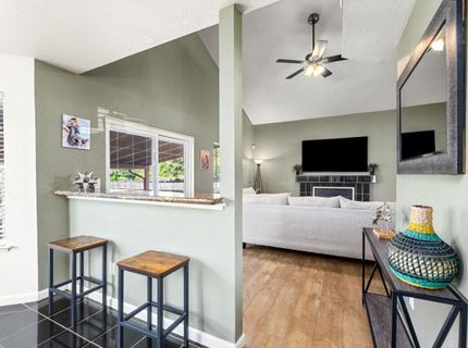 150 Creekside Cir, Sacramento, CA 95823 Photo