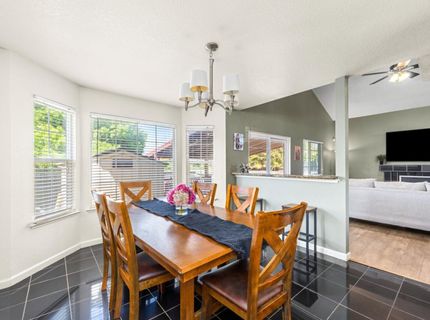 150 Creekside Cir, Sacramento, CA 95823 Photo