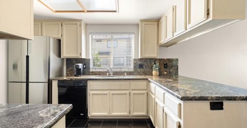 150 Creekside Cir, Sacramento, CA 95823 Photo