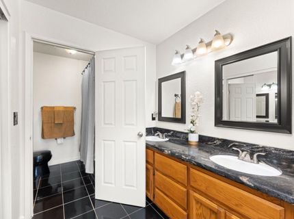 150 Creekside Cir, Sacramento, CA 95823 Photo