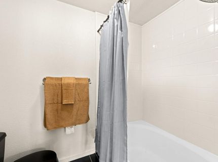 150 Creekside Cir, Sacramento, CA 95823 Photo