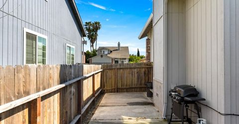 150 Creekside Cir, Sacramento, CA 95823 Photo