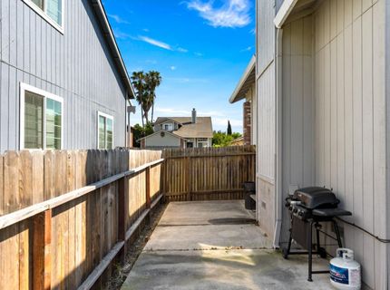 150 Creekside Cir, Sacramento, CA 95823 Photo