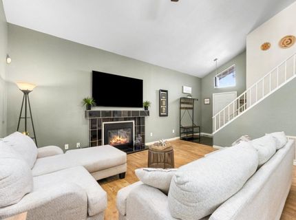 150 Creekside Cir, Sacramento, CA 95823 Photo