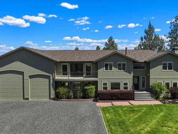 21283 Dove Lane, Bend, OR 97702