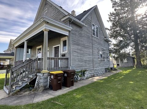 Main Photo