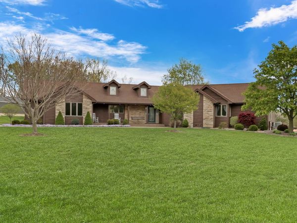 41591 N Park Avenue , Zion, IL 60099