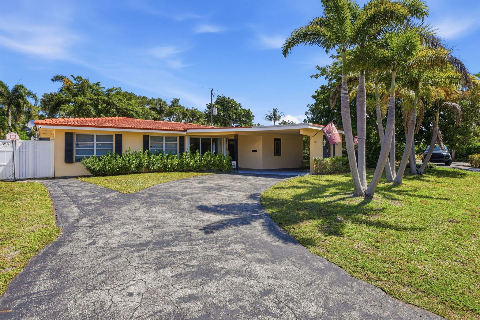 2169 NE 62nd Court, Fort Lauderdale, FL 33308 Photo