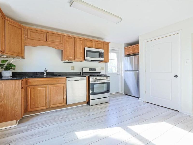 221 E Mechanic Street, Reading, OH 45215 Photo 10