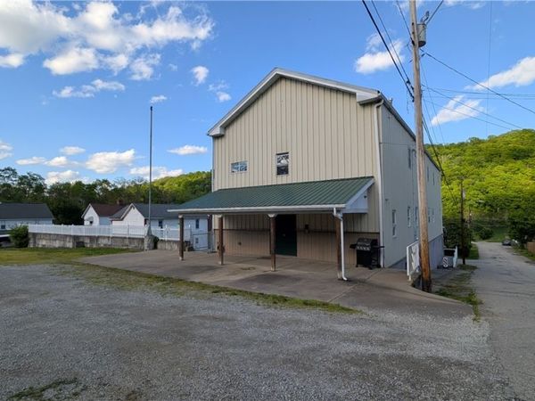 103 Moose Hill Rd , Millsboro, PA 15348