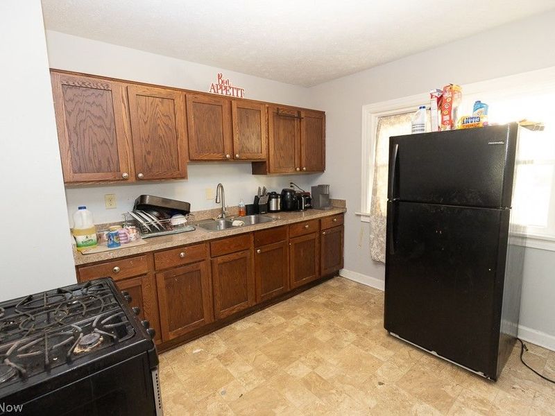 14221 Glenside Road, Cleveland, OH 44110 Photo 12
