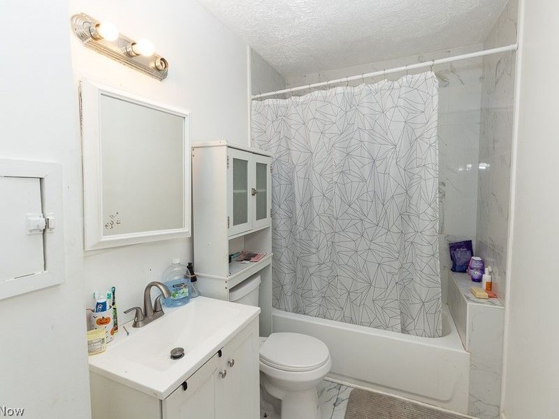 14221 Glenside Road, Cleveland, OH 44110 Photo 15