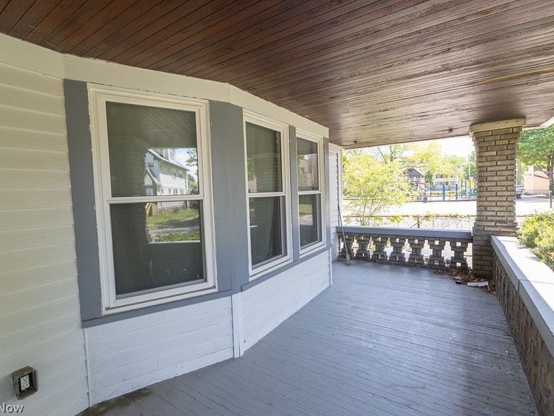 14221 Glenside Road, Cleveland, OH 44110 Photo 4