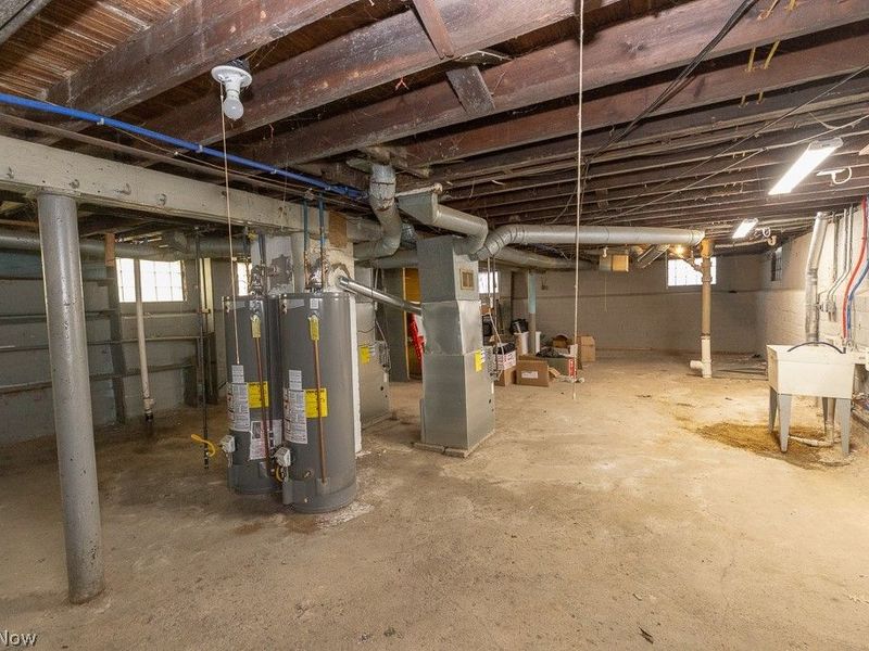 14221 Glenside Road, Cleveland, OH 44110 Photo 46