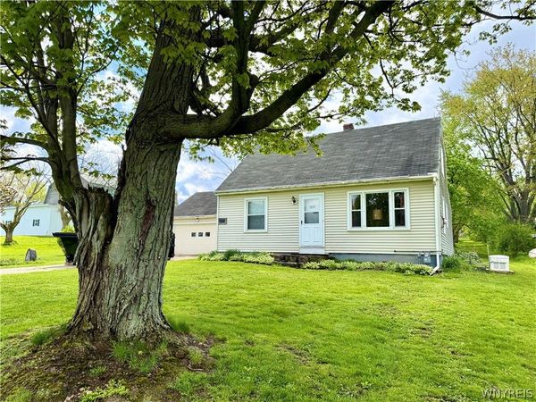 4011 Hardt Road , Eden, NY 14057