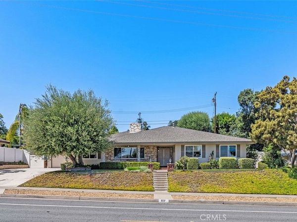 807 Dorothy Lane, Fullerton, CA 92831