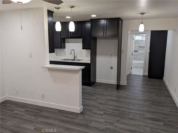 1708 Pine Avenue, Unit 3, Long Beach, CA 90813