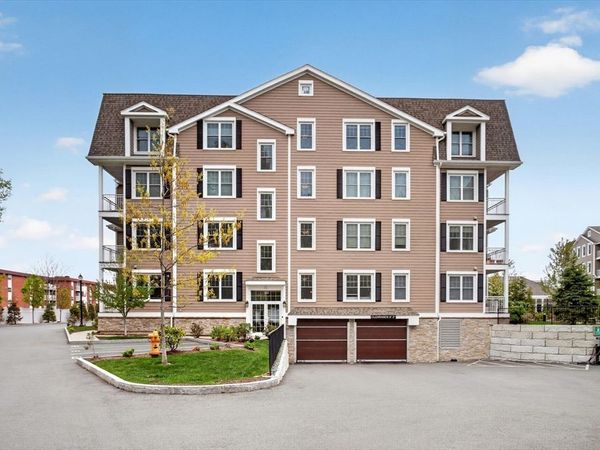 320 Middlesex Ave, Unit B203, Medford, MA 02155