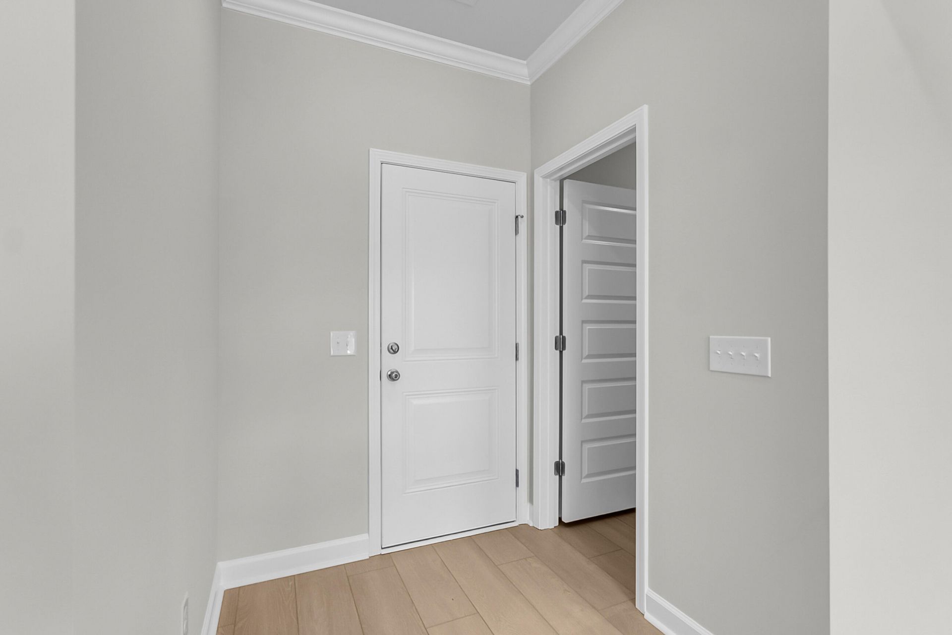 76 Crosswick Street Photo 19
