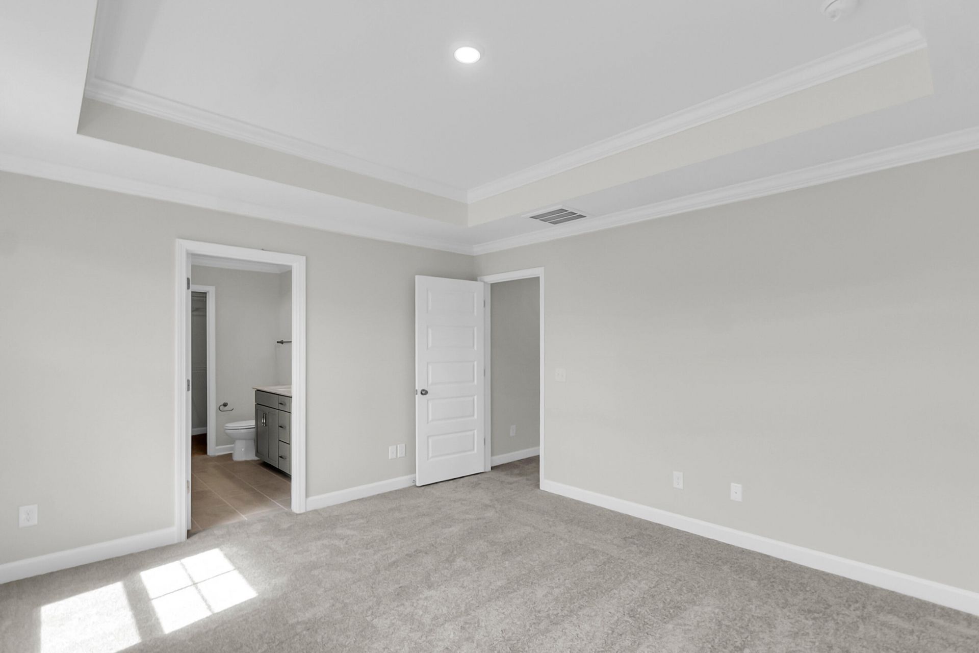 76 Crosswick Street Photo 24