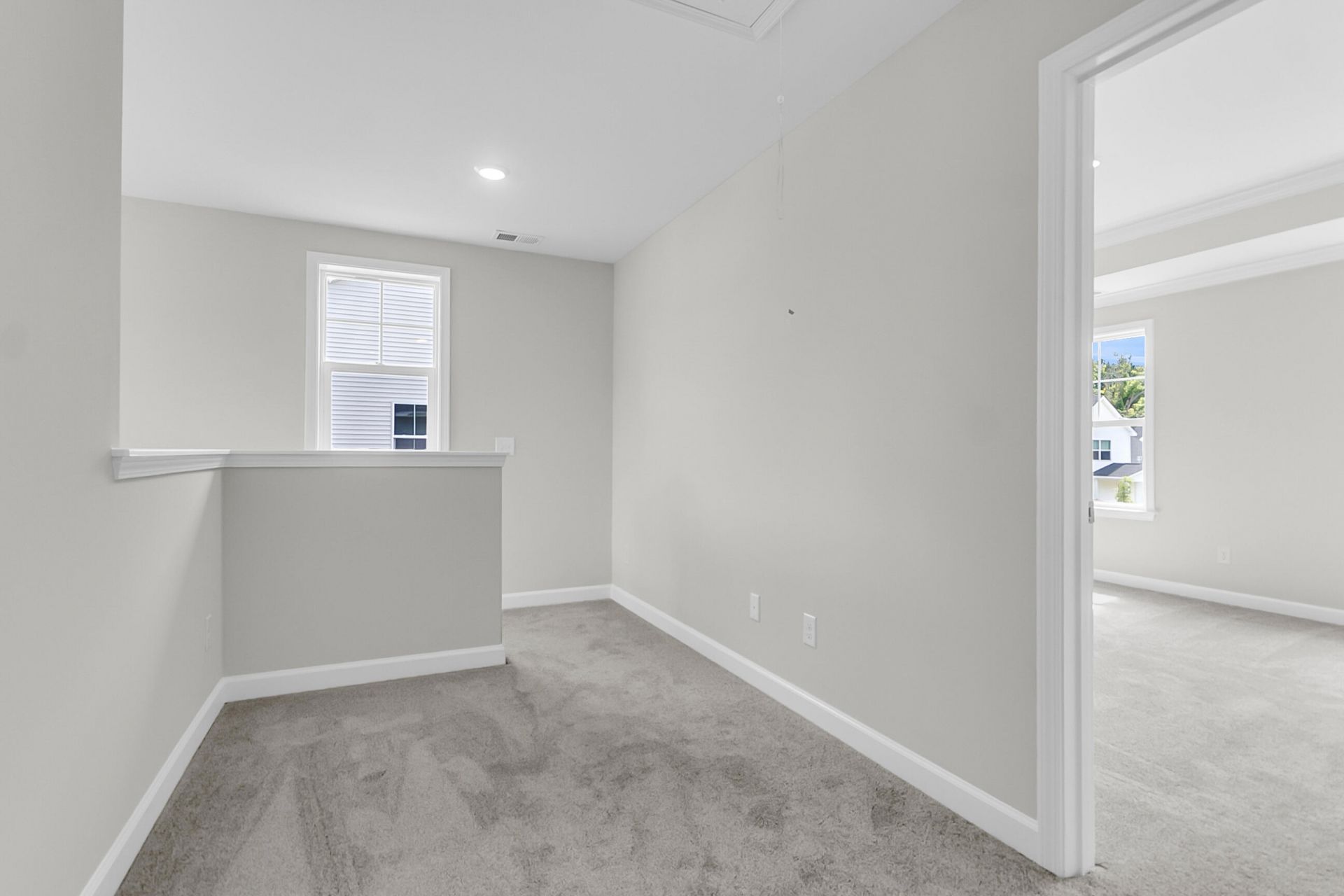 76 Crosswick Street Photo 31