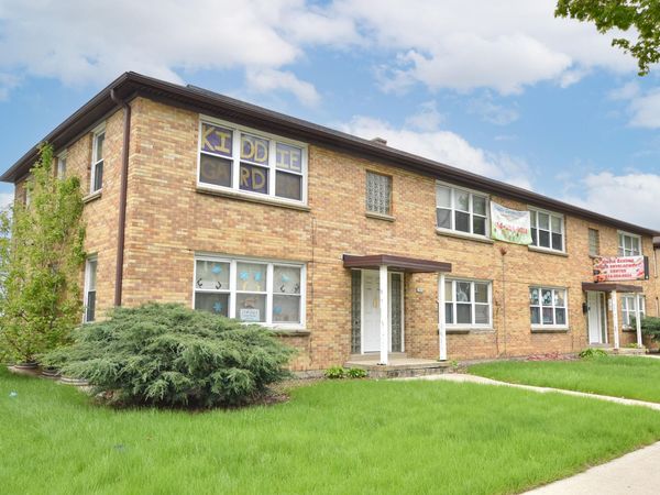 2809-2819 W Atkinson Ave, Milwaukee, WI 53209