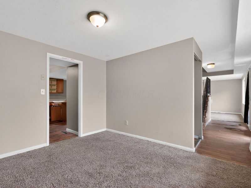 3691 Paris Boulevard, Westerville, OH 43081 Photo 3