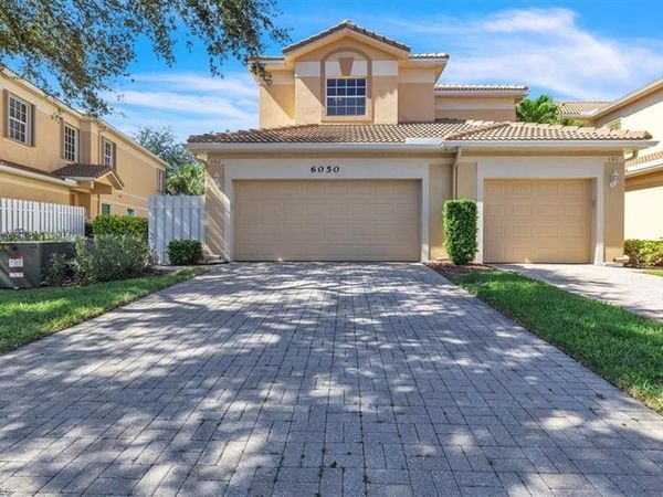6050 Jonathans Bay CIR, Unit 102, FORT MYERS, FL 33908