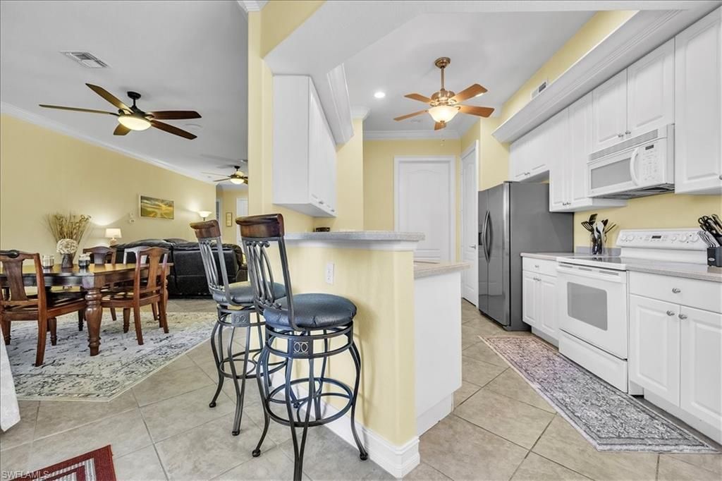 6050 Jonathans Bay Cir, Unit 102, Fort Myers, FL 33908 Photo
