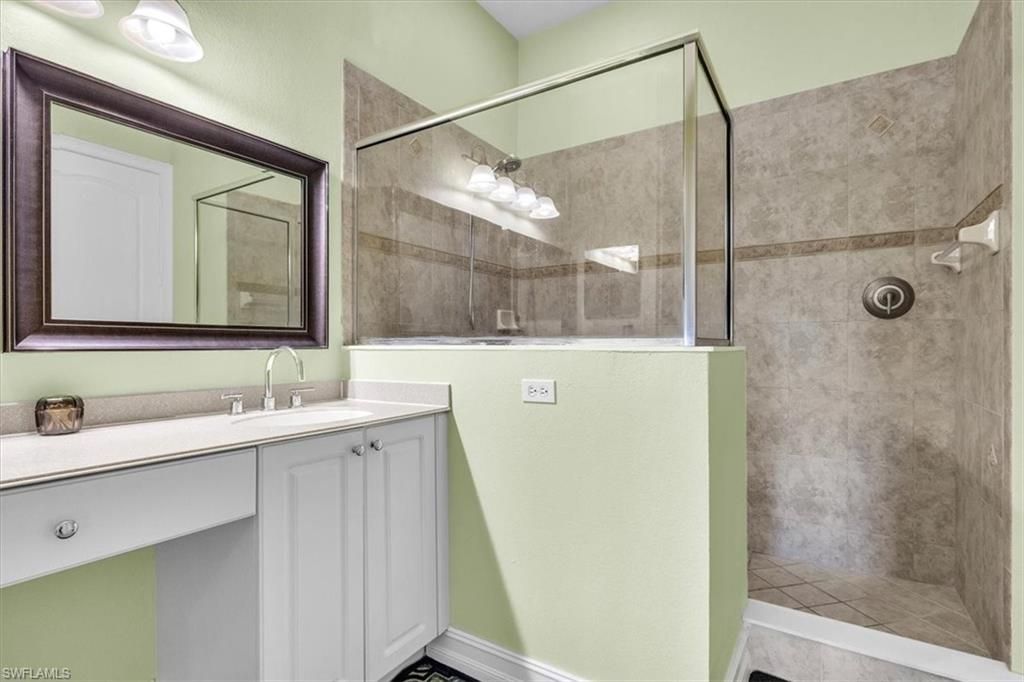 6050 Jonathans Bay Cir, Unit 102, Fort Myers, FL 33908 Photo