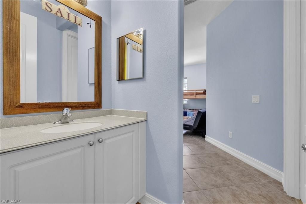 6050 Jonathans Bay Cir, Unit 102, Fort Myers, FL 33908 Photo