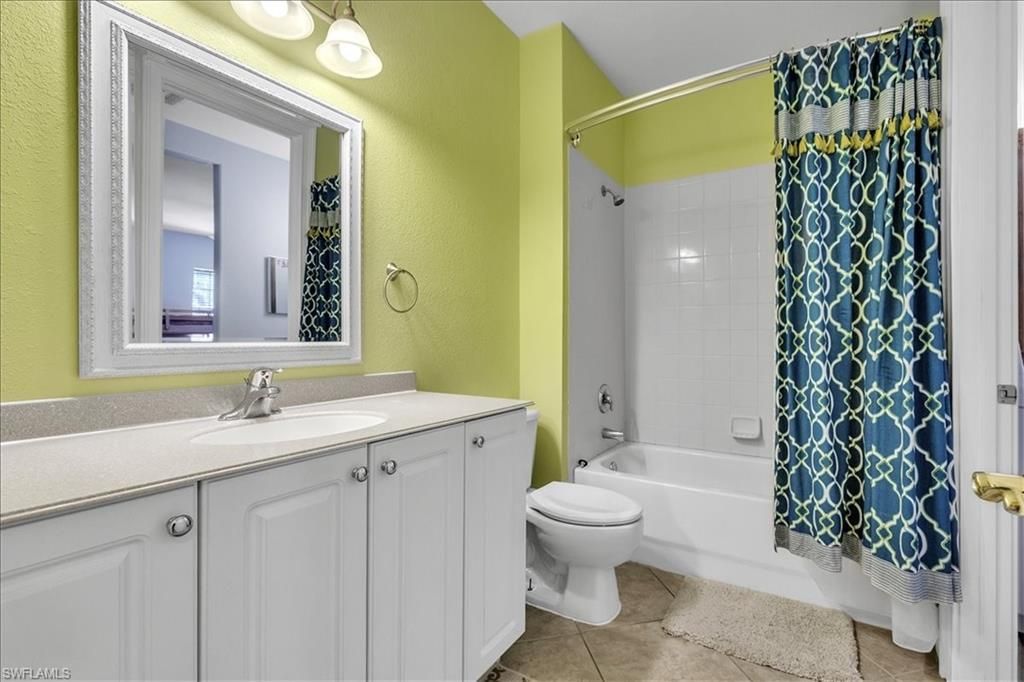 6050 Jonathans Bay Cir, Unit 102, Fort Myers, FL 33908 Photo